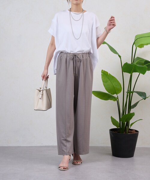 Jena espace merveilleux(ジェナ エスパスメルヴェイユ)の「リラックスイージーパンツ(その他パンツ・レディース・ベージュ/ブラック/グレー・1/2)」の11枚目の写真