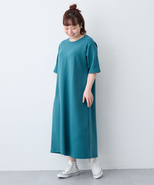 anyfee(エニフィー)の「【anyfee/大きいサイズ】着てサラなめらかポンチ素材Aラインワンピース《接触冷感・吸水速乾》(2026SS)(ワンピース・レディース・ブラック/エメラルド/モカ/オレンジ/チャコール・5L/4L/3L/LL)」の20枚目の写真
