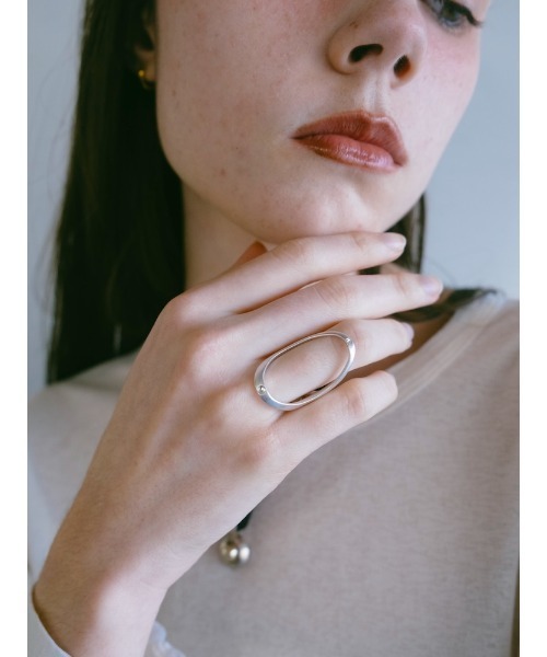 SYKIA(シキア)の「Ooparts Ring Brass(リング・レディース・シルバー・FREE)」の13枚目の写真