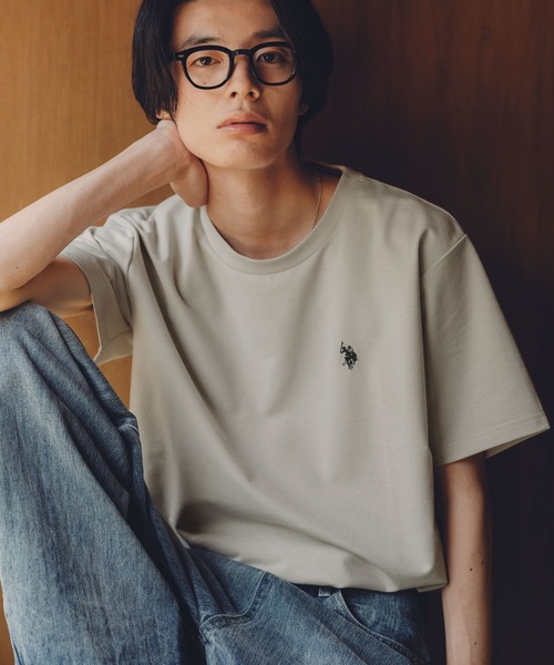 U.S. POLO ASSN.（ユーエスポロアッスン）の「U.S. POLO ASSN. 別注 ワンポイント刺繍 コンパクト半袖ベーシックTシャツ（Tシャツ/カットソー・メンズ・サックスブルー/ピンク/ブラック/ホワイト/ベージュ/ネイビー/チャコール・S/XL/L/M）」の4枚目の写真