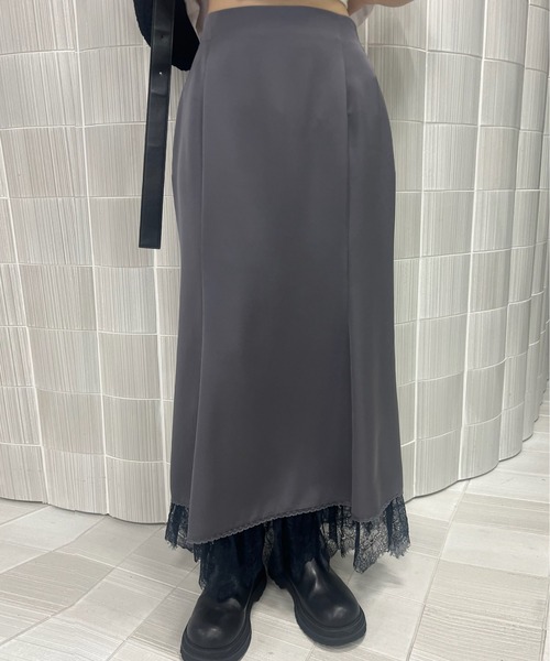 Ameri（アメリ）の「＜ ZOZOTOWN限定 ＞ LACE LAYERED NARROW SKIRT（スカート・レディース・ピンク/チャコールグレー/カーキ・SMALL/MEDIUM）」の2枚目の写真