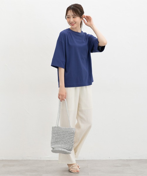 Honeys(ハニーズ)の「【ハニさら・接触冷感・吸水速乾・UVカット・遮熱】切替袖Tシャツ(Tシャツ/カットソー・レディース・ダークブルー/ブラック/グレイッシュベージュ/チャコール/オフホワイト/マスタード・L/LL/M/S)」の13枚目の写真