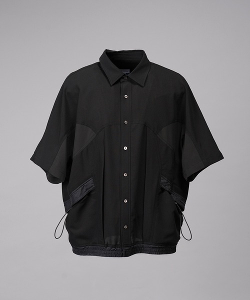 MAISON SPECIAL（メゾンスペシャル）の「《UNISEX》3D Sporty Switching  Prime-Over Short-sleeved Shirt/3Dスポーティー切り替えプライムオーバーショートスリーブシャツ【MAISON SPECIAL/メゾンスペシャル】（シャツ/ブラウス・メンズ・ブラック/チャコールグレー・0/1/2）」の6枚目の写真