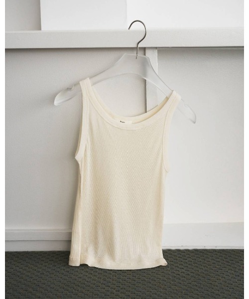 anuke(アンヌーク)の「Wool Rib Tanktop 62610614(Tシャツ/カットソー・メンズ・ブラウン/グレー/オフホワイト・FREE)」の17枚目の写真