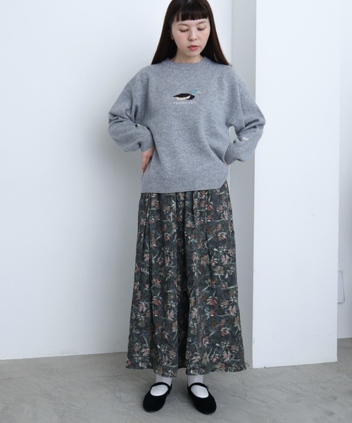l'atelier du savon(アトリエドサボン)の「川辺をおよぐカモのジャカードプルオーバー(ニット/セーター・レディース・グレー/ブルー/イエロー・FREE)」の5枚目の写真