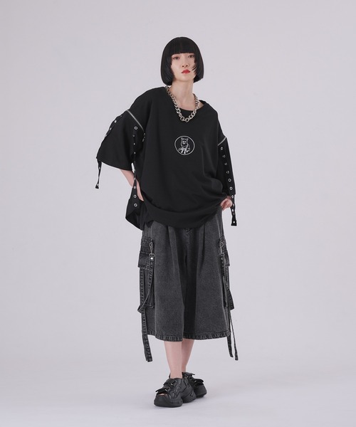 狐独(コドク)の「カットアウトハトメ刺繍Tシャツ(Tシャツ/カットソー・メンズ・ブラック/オフホワイト/ブルー・LARGE/MEDIUM)」の7枚目の写真