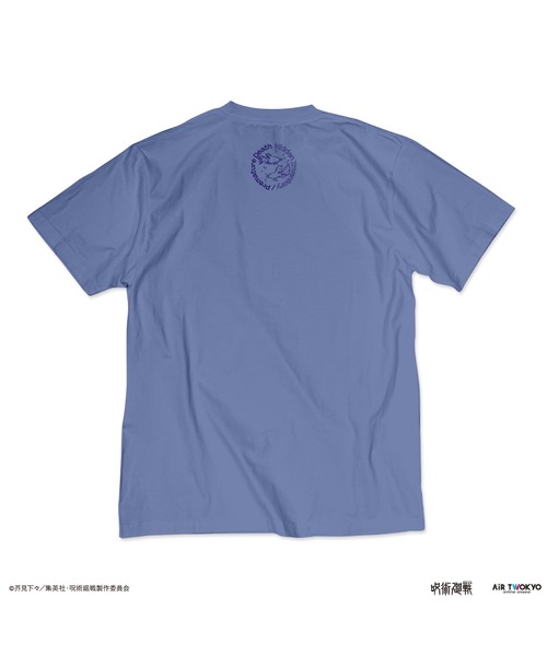 AIR TWOKYO(エアトゥーキョー)の「TVアニメ『呪術廻戦』第2期「懐玉・玉折」シーンイラスト Tシャツ3(五条悟と猫)(Tシャツ/カットソー・レディース・サックスブルー・MEDIUM/SMALL/XX-LARGE/X-LARGE/LARGE)」の4枚目の写真