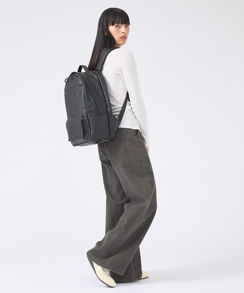 YArKA（ヤーカ）の「【YArKA/ヤーカ】real leather flap pocket round backpack/リアルレザー丸型フラップポケットバックパック/ユニセックス（バックパック/リュック・メンズ・ブラック・フリー）」の21枚目の写真