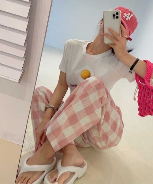 FAVORITO(ファヴォリート)の「チェック柄ワイドパンツ(その他パンツ・レディース・ブラック/ピンク・F)」の17枚目の写真