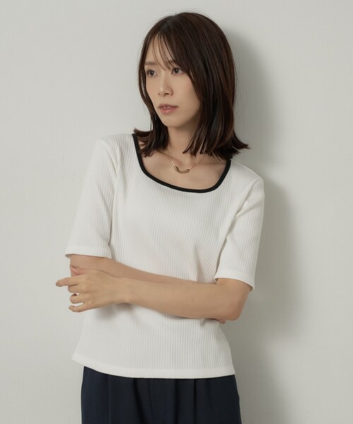 UNTITLED(アンタイトル)の「【二の腕カバー】スクエアネックテレコプルオーバー(Tシャツ/カットソー・レディース・オフホワイト/ブラック/カーキ・00/02/04/44/48/50)」の5枚目の写真