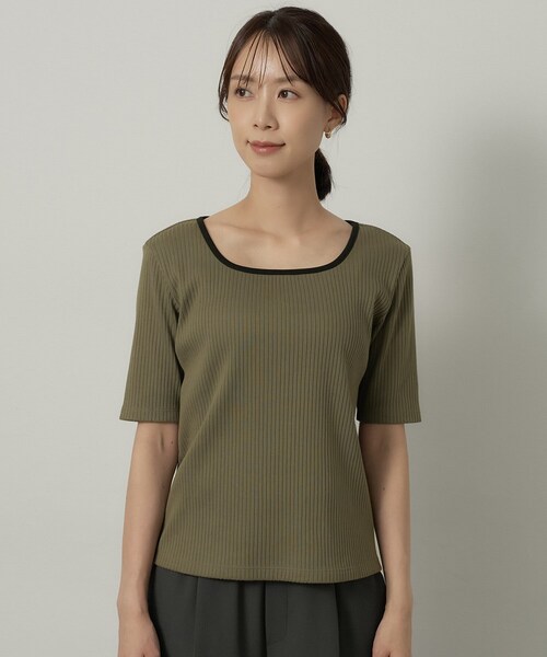 UNTITLED(アンタイトル)の「【二の腕カバー】スクエアネックテレコプルオーバー(Tシャツ/カットソー・レディース・オフホワイト/ブラック/カーキ・00/02/04/44/48/50)」の19枚目の写真