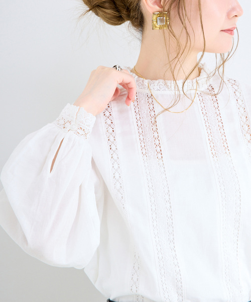 B.C STOCK(ベーセーストック)の「《追加》手洗い可 / フリルクルーネックブラウス(シャツ/ブラウス・レディース・ホワイト/ブラック・FREE)」の11枚目の写真