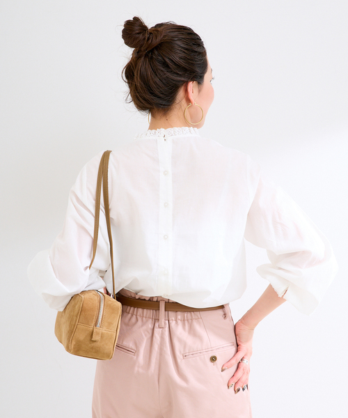 B.C STOCK(ベーセーストック)の「《追加》手洗い可 / フリルクルーネックブラウス(シャツ/ブラウス・レディース・ホワイト/ブラック・FREE)」の17枚目の写真