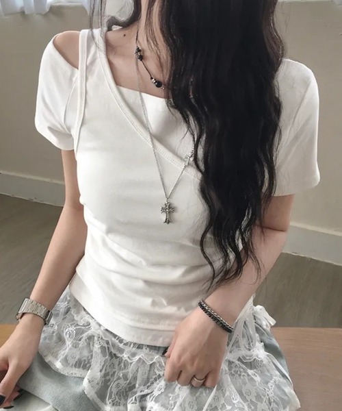 MEMECLE(メメクル)の「【 MEMECLE / メメクル 】Y2Kアシンメトリーレイヤードカットソー(Tシャツ/カットソー・レディース・ブラック/グレー/ホワイト・FREE)」の7枚目の写真