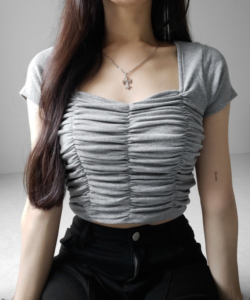 me+em select(ミームセレクト)の「※※【 2color 】シャーリングギャザースクエアショートTシャツ / shirring gather square short T-shirts(Tシャツ/カットソー・レディース・ブラック/グレー・FREE)」の3枚目の写真