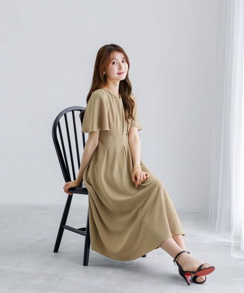 WHITE JOOLA(ホワイトジョーラ)の「【 ラクして整うカセット服 】 さらさらオックス・タックワンピース(ワンピース・レディース・ベージュ/ネイビー・L/M/S)」の5枚目の写真