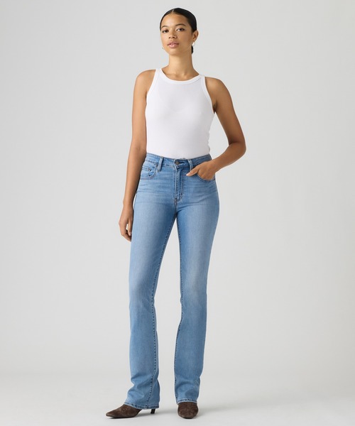 Levi's(リーバイス)の「Levi's/リーバイス 725 ハイライズ ブーツカット ライトインディゴ(デニムパンツ・レディース・ライトインディゴブルー・28inch/27inch/26inch/25inch/24inch/23inch)」の2枚目の写真