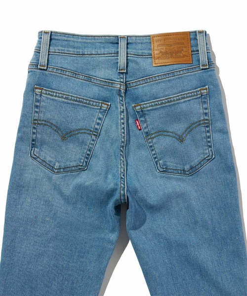Levi's(リーバイス)の「Levi's/リーバイス 725 ハイライズ ブーツカット ライトインディゴ(デニムパンツ・レディース・ライトインディゴブルー・28inch/27inch/26inch/25inch/24inch/23inch)」の10枚目の写真