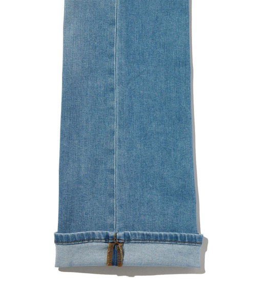 Levi's(リーバイス)の「Levi's/リーバイス 725 ハイライズ ブーツカット ライトインディゴ(デニムパンツ・レディース・ライトインディゴブルー・28inch/27inch/26inch/25inch/24inch/23inch)」の12枚目の写真