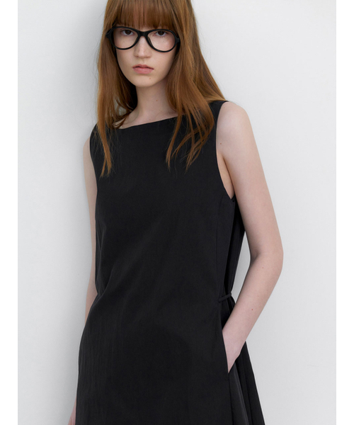 ATELIER NAIN（アトリエナイン）の「BOAT NECK A-LINE MINI DRESS (OP-6314)（ワンピース・レディース・ホワイト/ブラック・FREE）」の3枚目の写真