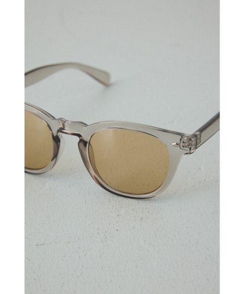 AZUL by moussy(アズールバイマウジー)の「クリアボストンメガネ(メガネ・レディース・グレー/ブラック・FREE)」の15枚目の写真