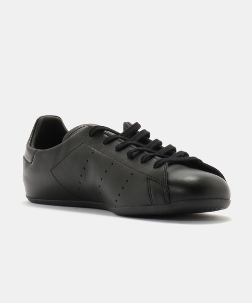 adidas Originals（アディダスオリジナルス）の「adidas Originals STAN SMITH LO PRO W JR6010（スニーカー・レディース・ブラック・24.5cm/24cm/23.5cm/23cm）」の4枚目の写真
