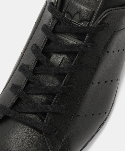 adidas Originals（アディダスオリジナルス）の「adidas Originals STAN SMITH LO PRO W JR6010（スニーカー・レディース・ブラック・24.5cm/24cm/23.5cm/23cm）」の5枚目の写真