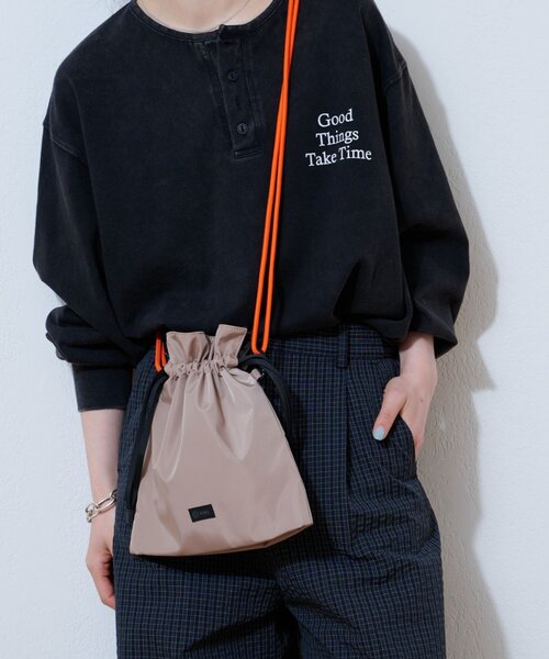 CIAOPANIC TYPY(チャオパニックティピー)の「【SML別注】MULTI POCKET DRAWSTRING(ショルダーバッグ・メンズ・ブルー/ブラック/ベージュ・ONE SIZE)」の12枚目の写真