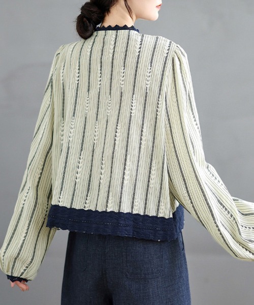 ONEP STAR(ワンピスター)の「レース切替ストライプボリュームスリーブブラウス(シャツ/ブラウス・レディース・ベージュ・X-LARGE/LARGE/MEDIUM)」の4枚目の写真