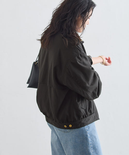 journal standard L'essage(ジャーナルスタンダードレサージュ)の「リバーシブルジップブルゾン(その他アウター・レディース・ベージュ/ブラック・FREE)」の7枚目の写真
