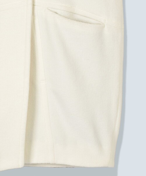 OMMO(オーエムエムオー)の「【OMMO(オーエムエムオー)】WRAP CUFF OVER COAT/コクーンオーバーコート(チェスターコート・レディース・ブラック/ホワイト/グレー・38/36)」の20枚目の写真