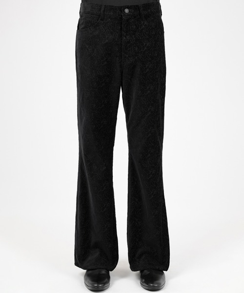 LAD MUSICIAN(ラッドミュージシャン)の「COTTON VELVETEEN FLARE PANTS(その他パンツ・メンズ・ブラック×ブラック・46/44/42)」の2枚目の写真