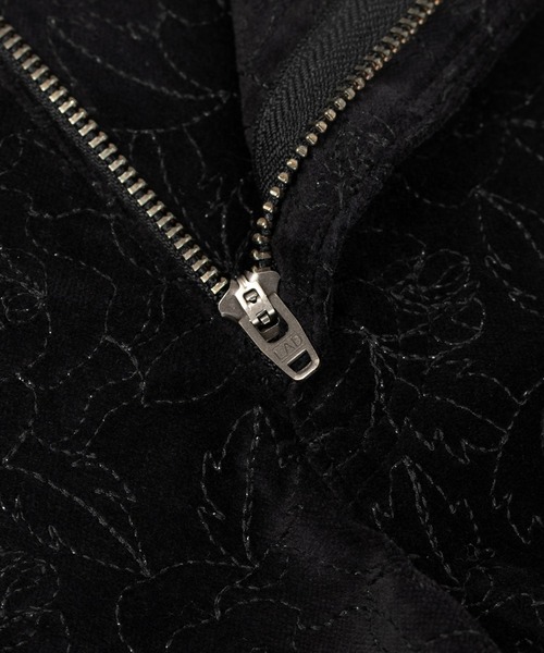 LAD MUSICIAN(ラッドミュージシャン)の「COTTON VELVETEEN FLARE PANTS(その他パンツ・メンズ・ブラック×ブラック・46/44/42)」の6枚目の写真