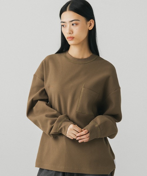 +phenix（プラスフェニックス）の「+phenix(プラスフェニックス)WAFFLE POCKET LONG SLEEVE TEE / ワッフルポケット ロングスリーブTシャツ（Tシャツ/カットソー・メンズ・ブルー/ホワイト/ブラック/ブラウン・L/M）」の13枚目の写真
