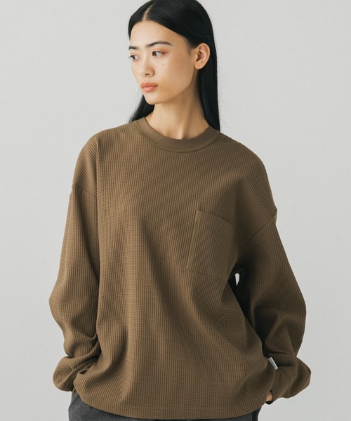 +phenix（プラスフェニックス）の「+phenix(プラスフェニックス)WAFFLE POCKET LONG SLEEVE TEE / ワッフルポケット ロングスリーブTシャツ（Tシャツ/カットソー・メンズ・ブルー/ホワイト/ブラック/ブラウン・L/M）」の15枚目の写真