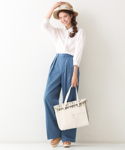 interstaple（インターステイプル）の「ｷｬﾝﾊﾞｽｺﾝﾋﾞ口折れﾄｰﾄ（ショルダーバッグ・レディース・ホワイト/キャメル・FREE）」の10枚目の写真