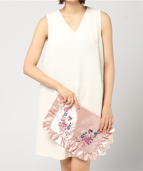 ASZAKKA（アザッカ）の「乙女フリル♪刺繍クラッチ【バッグ】（クラッチバッグ・レディース・ネイビー/ピンク・FREE）」の8枚目の写真