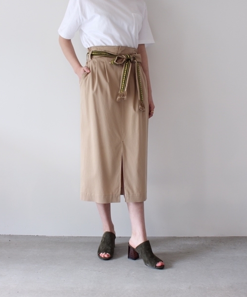 Banner Barrett（バナーバレット）の「テンセルナイロンスカート（スカート・レディース・ベージュ/ブラック/カーキ・38）」の2枚目の写真