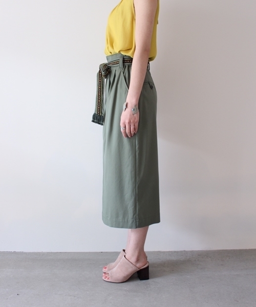 Banner Barrett（バナーバレット）の「テンセルナイロンスカート（スカート・レディース・ベージュ/ブラック/カーキ・38）」の5枚目の写真