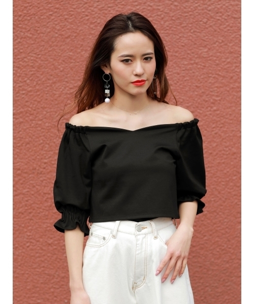 MURUA（ムルーア）の「ギャザースリーブワイドＶ ＴＯＰＳ（Tシャツ/カットソー・レディース・ブラック/ピンク/オレンジ/オフホワイト・FREE）」の2枚目の写真