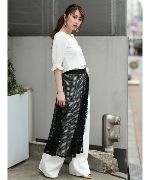 MURUA（ムルーア）の「ギャザースリーブワイドＶ ＴＯＰＳ（Tシャツ/カットソー・レディース・ブラック/ピンク/オレンジ/オフホワイト・FREE）」の6枚目の写真
