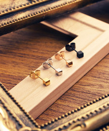 Vaya Con Dios（ヴァヤコンディオス）の「【VayaConDios/ヴァヤコンディオス】ステンレス製miniキュービックスクエアピアス[片耳用]（ピアス（片耳用））」