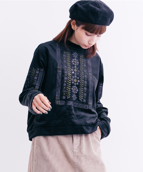 MERLOT（メルロー）の「しんでんのおにわししゅうベロア調ブラウス7254（シャツ/ブラウス・レディース・ライトブルー/ブラック/アイボリー・FREE）」の15枚目の写真