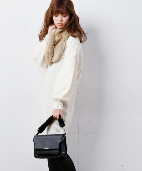 natural couture（ナチュラルクチュール）の「ふわふわ袖シャギーニットワンピース（ワンピース・レディース・アイボリー/ネイビー/ピンクベージュ・FREE）」の10枚目の写真