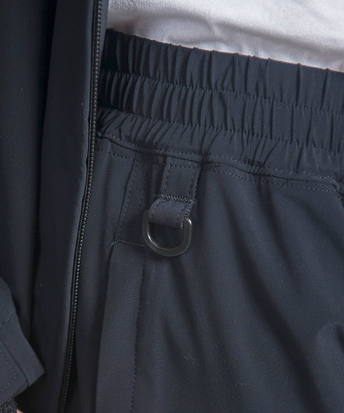 MAKAVELIC（マキャベリック）の「EMBLEM NYLON PANTS/ナイロンパンツ（その他パンツ・メンズ・ブラック/ネイビー・MEDIUM/LARGE/X-LARGE）」の6枚目の写真
