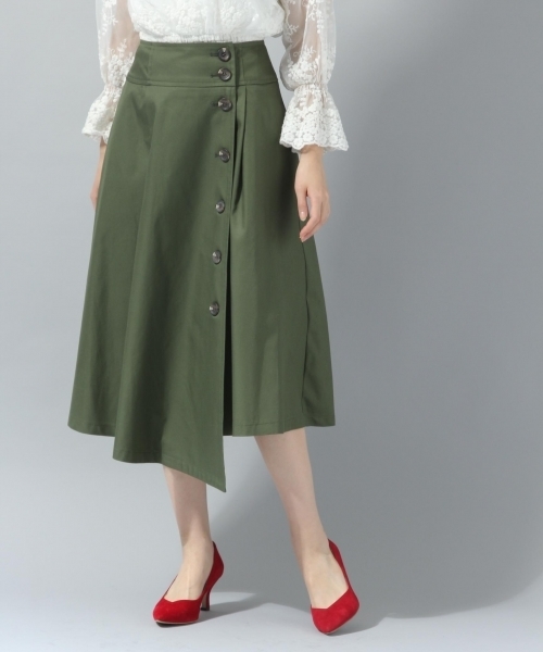 Andemiu（アンデミュウ）の「フロントボタンヘムスカート778545（スカート・レディース・ベージュ/カーキ・SMALL/MEDIUM）」の2枚目の写真