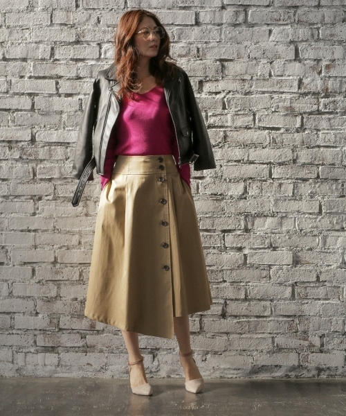 Andemiu（アンデミュウ）の「フロントボタンヘムスカート778545（スカート・レディース・ベージュ/カーキ・SMALL/MEDIUM）」の4枚目の写真