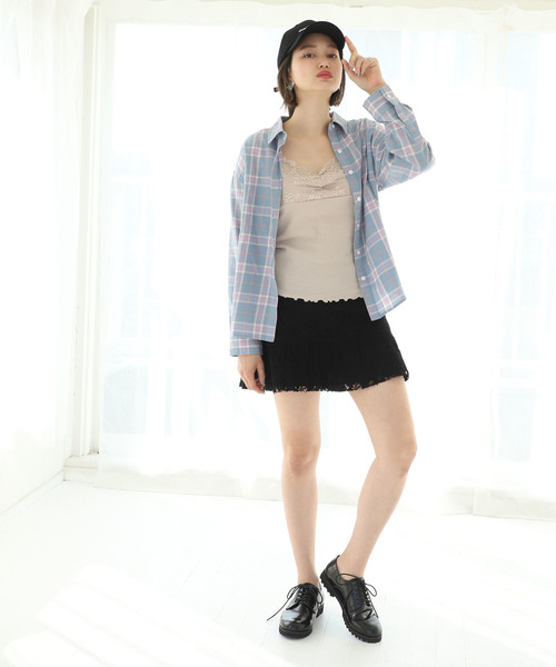 one after another NICE CLAUP（ワンアフターアナザーナイスクラップ）の「裾フリルスカート（スカート・レディース・ブラック/ネイビー/オフホワイト/ブルー・FREE）」の2枚目の写真