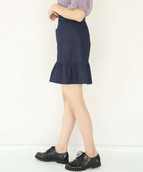 one after another NICE CLAUP（ワンアフターアナザーナイスクラップ）の「裾フリルスカート（スカート・レディース・ブラック/ネイビー/オフホワイト/ブルー・FREE）」の11枚目の写真