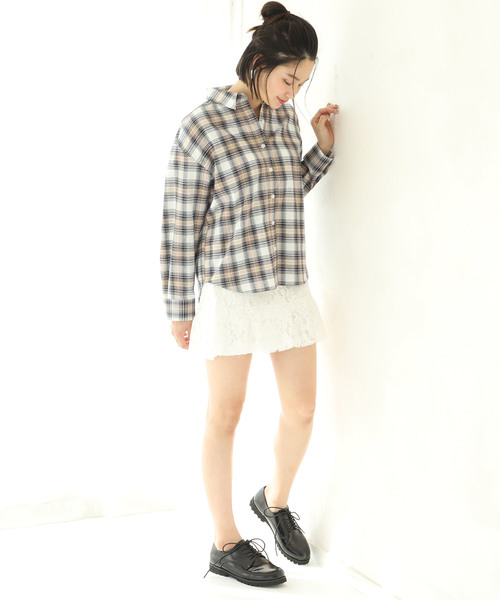 one after another NICE CLAUP（ワンアフターアナザーナイスクラップ）の「裾フリルスカート（スカート・レディース・ブラック/ネイビー/オフホワイト/ブルー・FREE）」の20枚目の写真